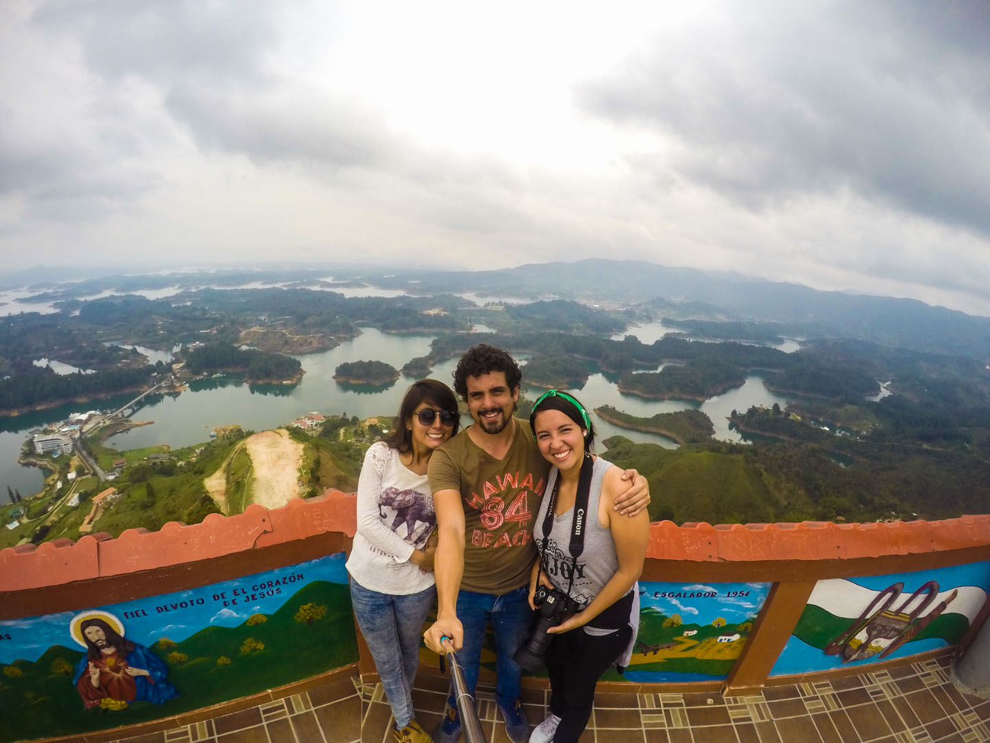 Guatape, colombia, nomadarte, vanlife