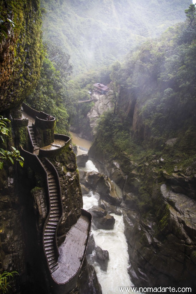 Ecuador, cosas que debes saber de Ecuador, viajando por latinoamerica, el pailon del diablo