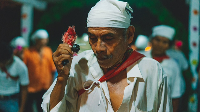 La mayoría de los hombres son quienes participan en la danza y se disfrazan